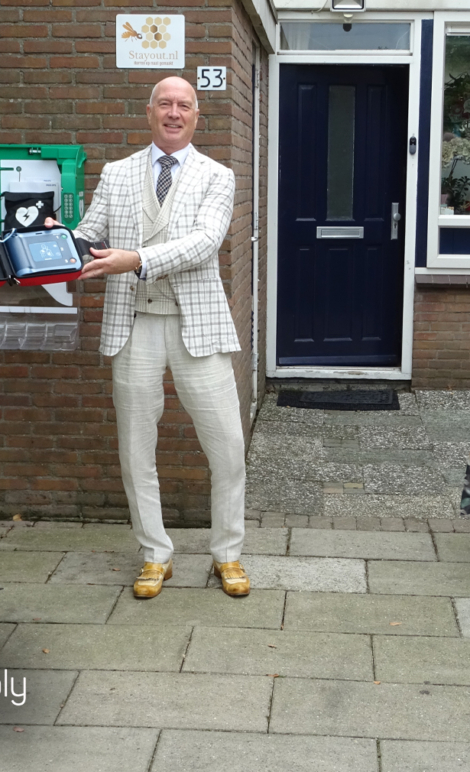 6-aed-geschonken-ondernemers-vlaardingen-holy